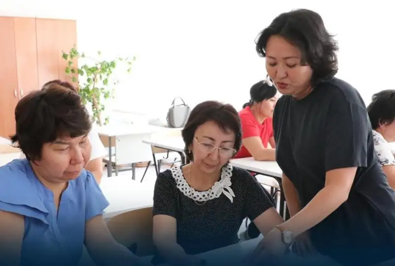 Более 18 тысяч учителей прошли бесплатные курсы повышения квалификации