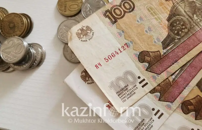 Aıyrbastaý pýnkteriniń rýbldi saýdalaýǵa shekteý engizile me – Pirmatov jaýaby