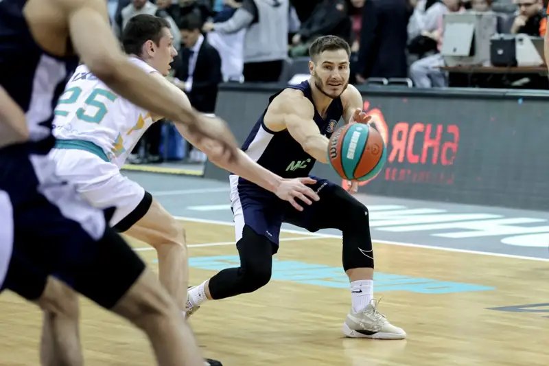«Astana» basketbolshylary syrt alańda VTB Biryńǵaı lıgasyndaǵy básekelesinen basym tústi