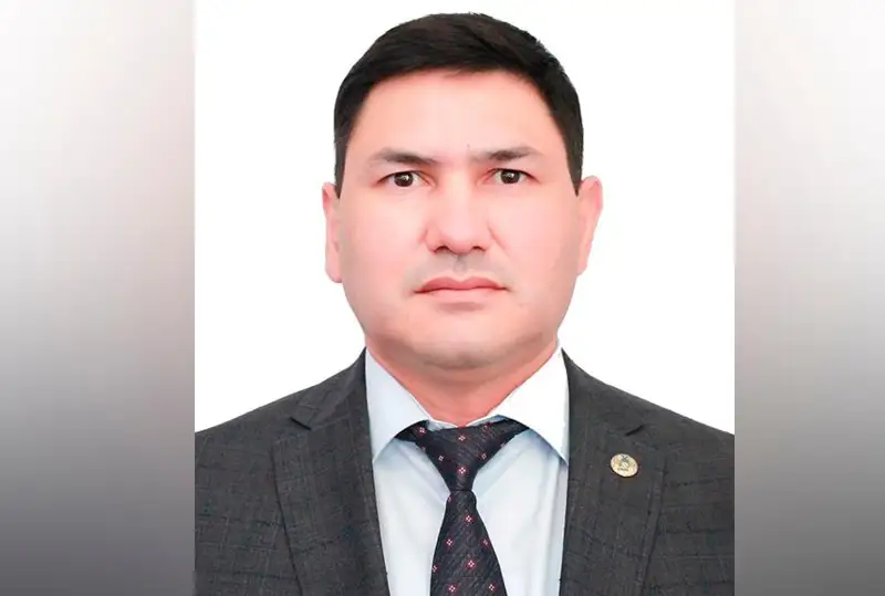 Prezıdent ózgeristerdi ózinen bastap otyr – sarapshy referendým jaıly