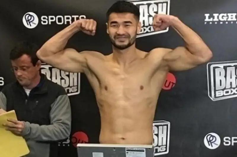 Казахстанский боксер получил бой с непобежденным нокаутером из России