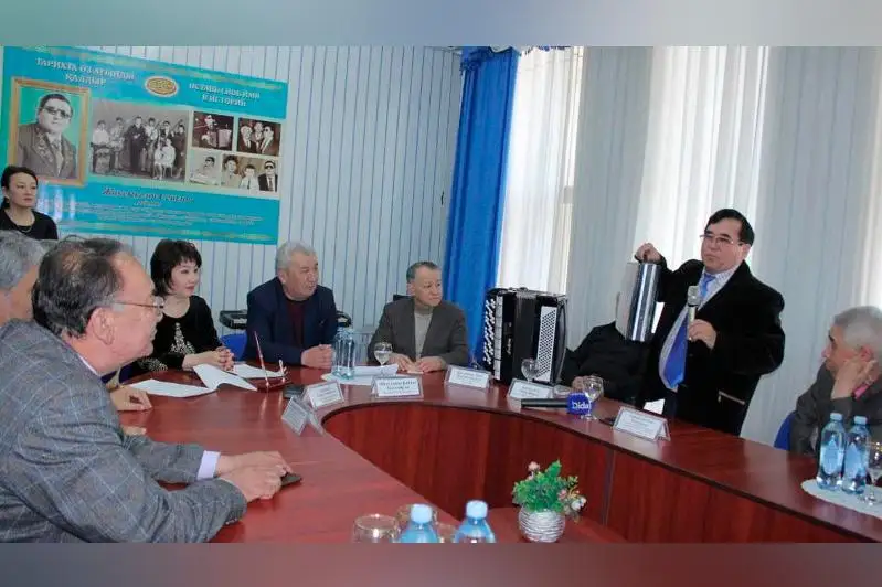 Личные вещи Жаксыгельды Сеилова передали в жезказганский музей