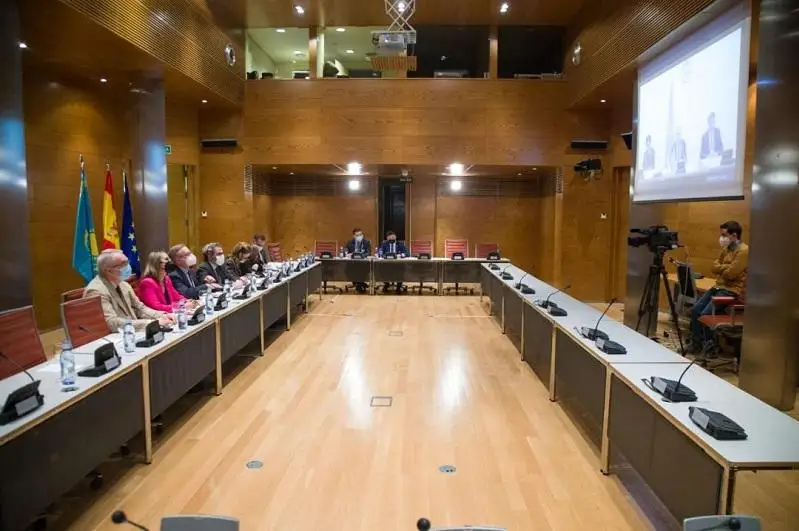 Парламентарии Казахстана и Испании обменялись мнениями о ситуации в Украине