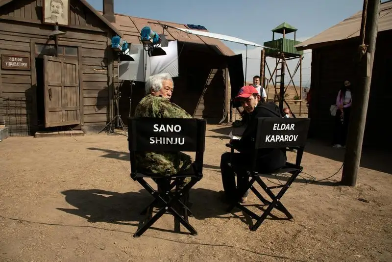 الماتى وبلىسىندا «اقتاستاعى احيكو» فيلمىنىڭ تۇسىرىلىمدەرى جالعاستى