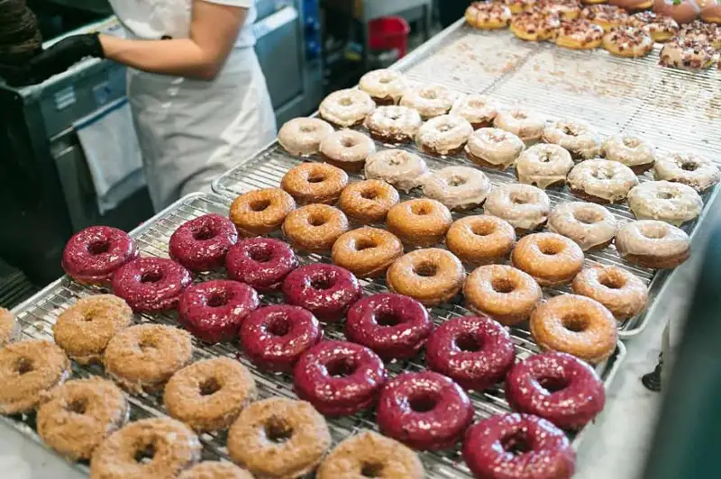 Мировой производитель кондитерской продукции будет печь донаты в СКО