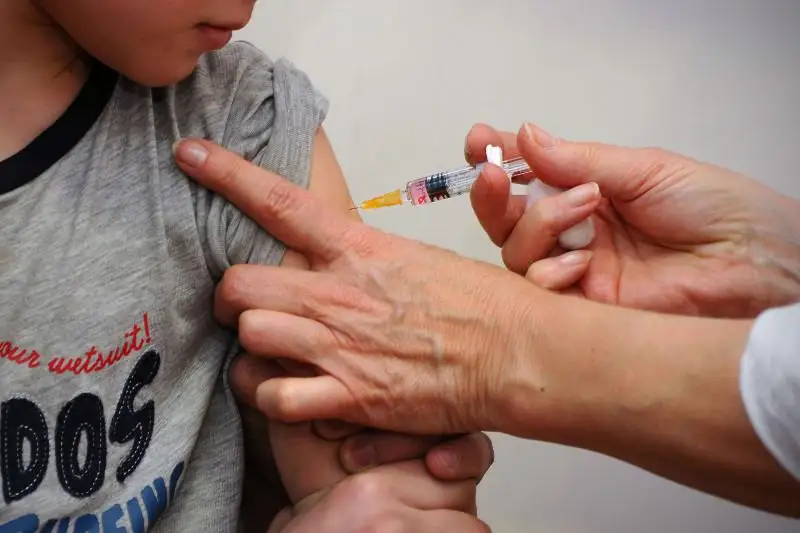 بالاسىنا ەكپە سالدىرماعان اتا- اناعا جاۋاپكەرشىلىك قاراستىرىلا ما - مينيستر جاۋاپ بەردى