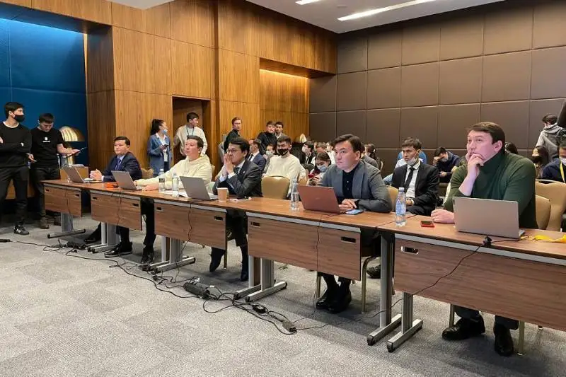 قازاق ءتىلى - تەحنولوگيانىڭ ءتىلى ەمەس دەگەن ستەرەوتيپتى جويۋمىز كەرەك - باعدات مۋسين