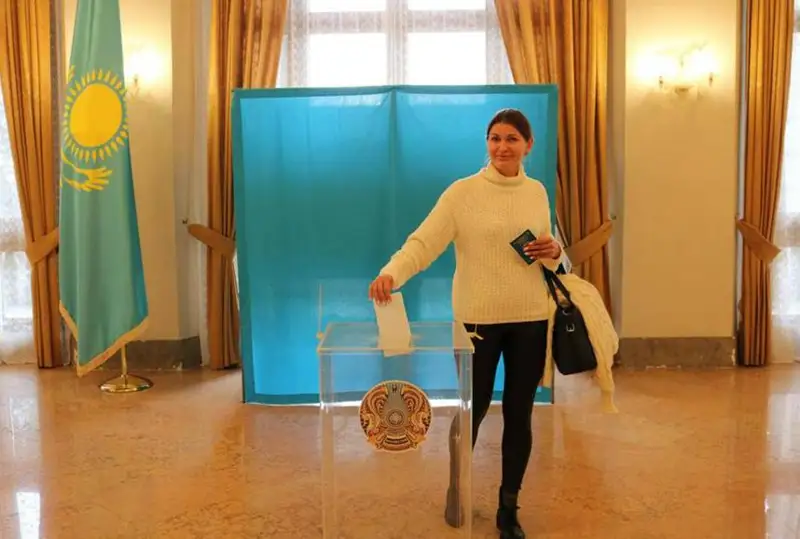 Открылись избирательные участки в Будапеште, Риме, Гааге и Братиславе