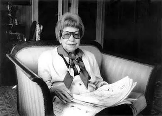 ءوزى 16 ءتىل بىلەتىن ادامنىڭ 10 اقىلى