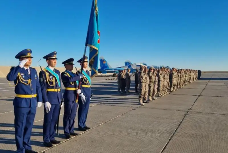 Увольнение в запас военнослужащих срочной службы идет в Вооруженных силах