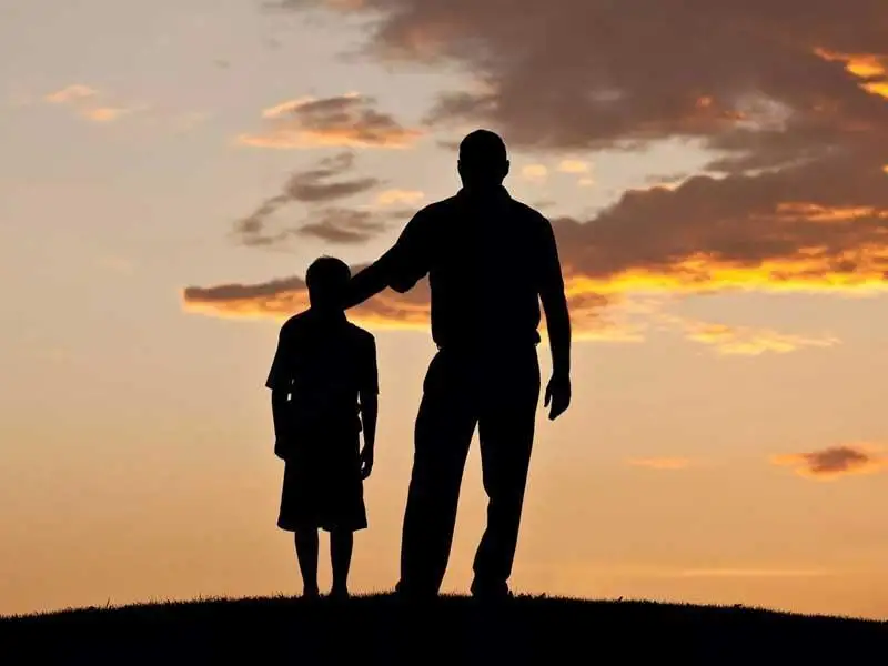 مىنا 6 نارسەنى بالاعا تەك اكەسى بەرە الادى