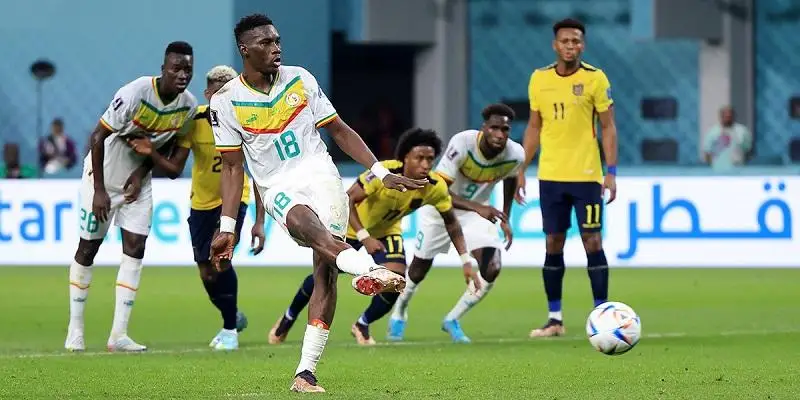 Qatar-2022: Ekvadordy joldan taıdyrǵan Senegal pleı-ofqa shyqty