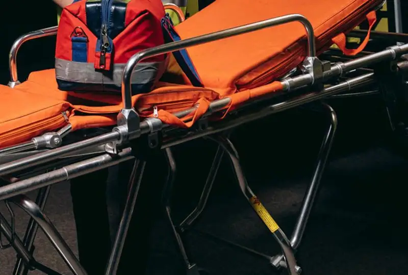 Трое погибли и 28 получили ранения в результате взрыва террориста-смертника в Пакистане