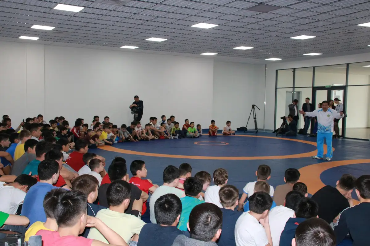 Жақсылық Үшкемпіров  спорттық бабында екенін  дәлелдеп берді