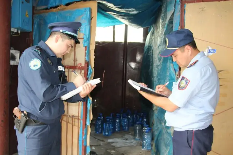 Более 600 литров суррогатного алкоголя изъяли у жителей Петропавловска