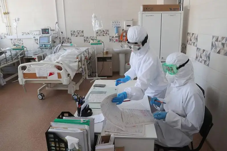 Вариант «омикрона» ХЕ вряд ли вызовет новую волну пандемии - российский эксперт