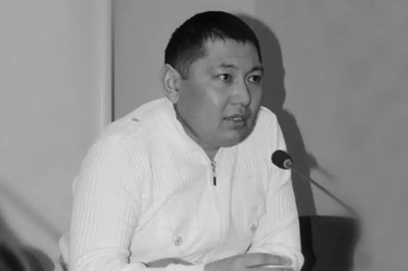 بەلگىلى جۋرناليست، سپورت كوممەنتاتورى امانگەلدى سەيىتحان ومىردەن وزدى