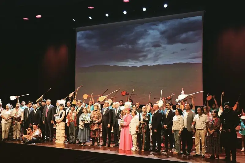 انكارادا ۇلتتىق دومبىرا كۇنى فەستيۆالى ءوتتى