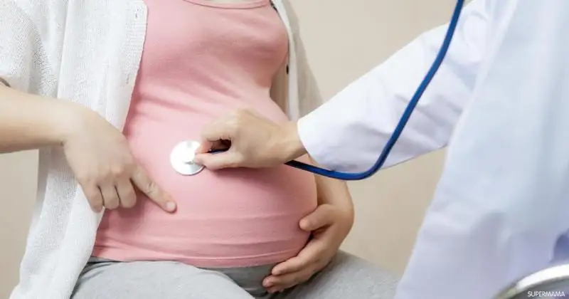 عالىمدار: بالالار انا قۇرساعىندا سويلەۋدى ۇيرەنەدى