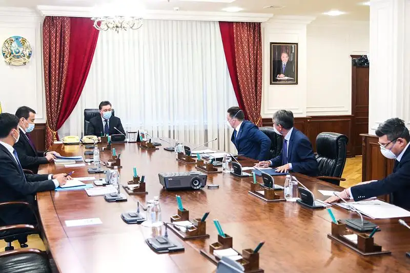 اسقار مامين ەۋرازيالىق دامۋ بانكىنىڭ باسقارما ءتوراعاسىن قابىلدادى