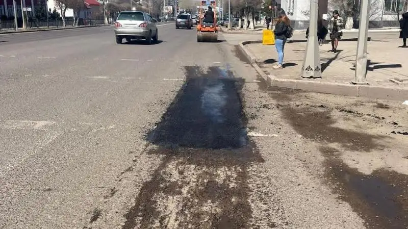 Bıyl Qaraǵandyda 60 myń sharshy metrden astam jol jóndeledi