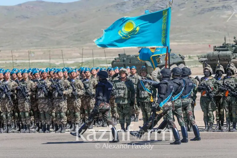 По численности активного военного персонала Казахстан уступает пяти странам СНГ