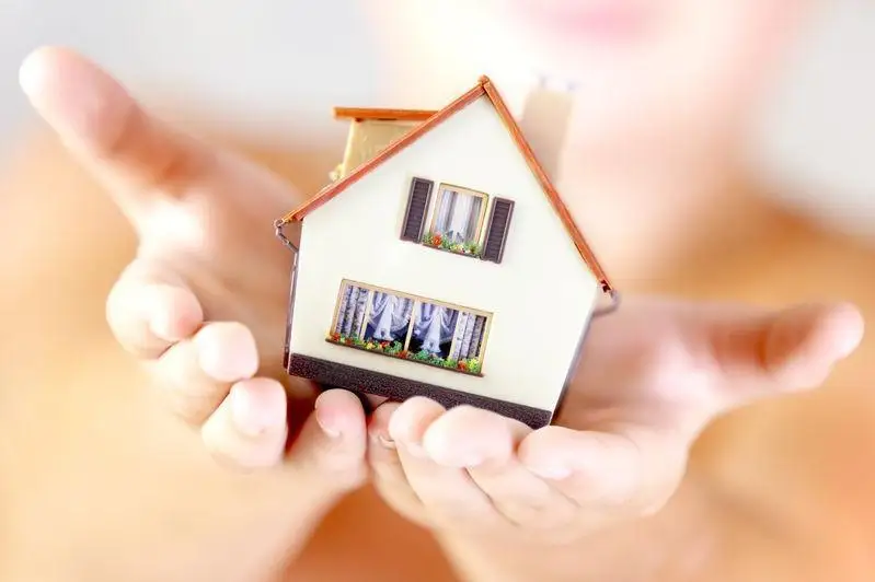 Многодетной семье волонтёры подарили дом в Атырауской области