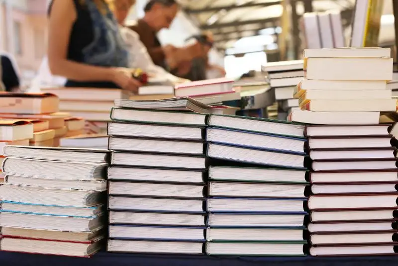 شەت ءتىلدى تەرميندەر قازاق تىلىنە قالاي ەنگىزىلىپ جاتىر - ج و و عالىمدارىنىڭ پىكىرى