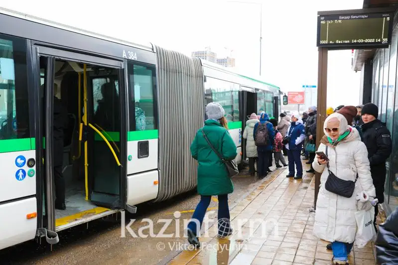 Движение автобусов в час пик прокомментировали в столичной транспортной компании