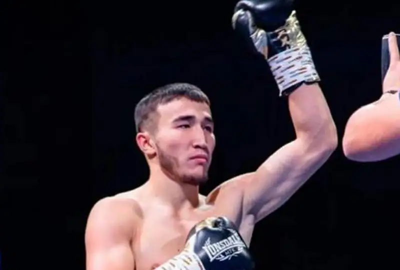 Непобежденный экс-чемпион WBO из Казахстана узнал соперника на следующий бой