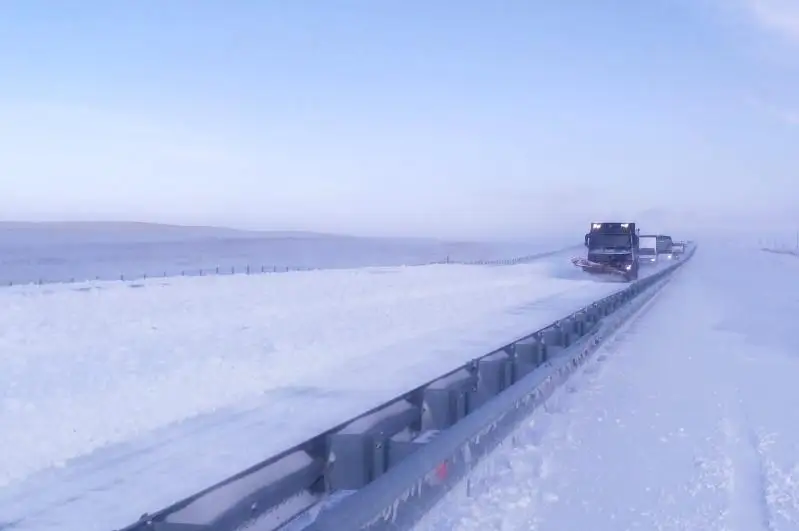 Около 300 автомашин скопилось на автодороге в Ерейментау