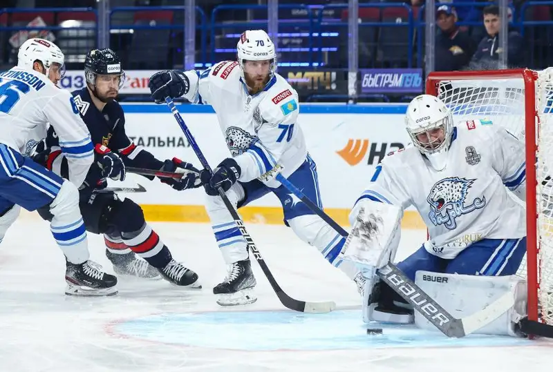 Хоккейный клуб «Барыс» примет магнитогорский «Металлург»