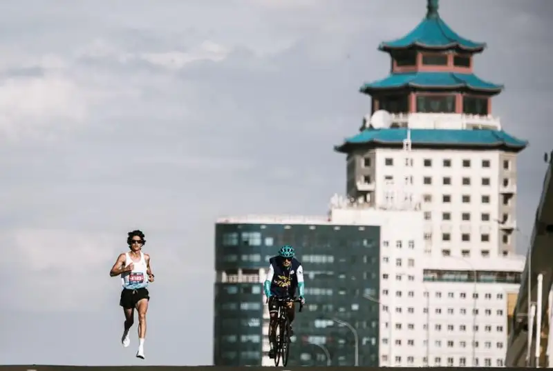 Трасса для рекордов - участники масштабного полумарафона Nur-Sultan Half Marathon