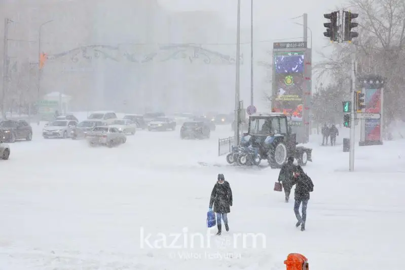 قازگيدرومەت تولاسسىز جاۋىپ تۇرعان قاردىڭ قاشان توقتايىنىنا بولجام جاسادى