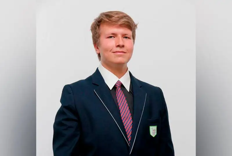 Школьник из Караганды нашел способ очистить космос от мелкого мусора