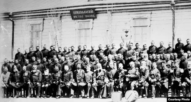 Түркістан өлкесіндегі патша әскерилері. 1916 жыл.