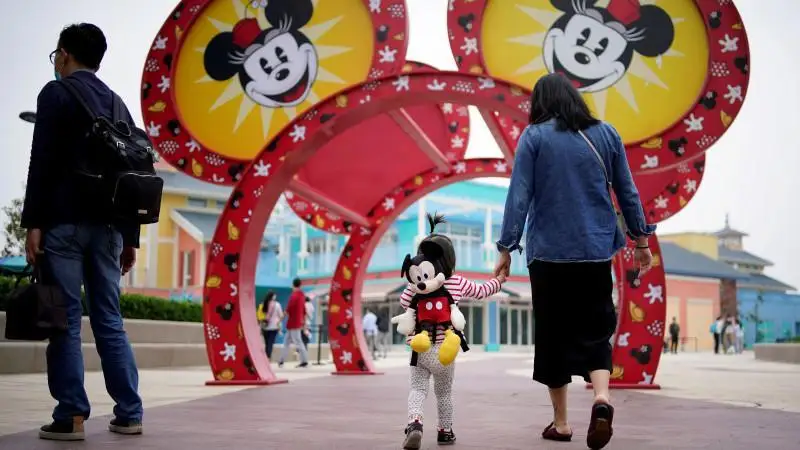 قىتايدا Disneyland-كە كەلگەن 30 مىڭنان استام ادام وقشاۋلاندى