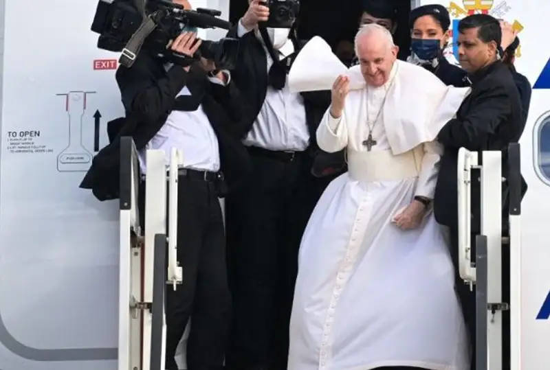 Архиепископ Томаш Пета: Поездка Папы Франциска в Казахстан - великое благословение