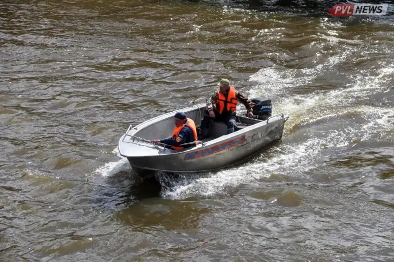 Два павлодарца едва не погибли ночью в Иртыше