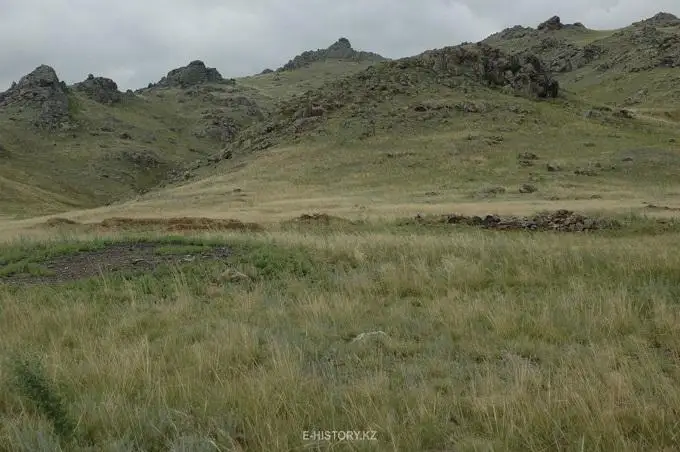 قۇنانبايدىڭ ورازبايعا باتا بەرۋى