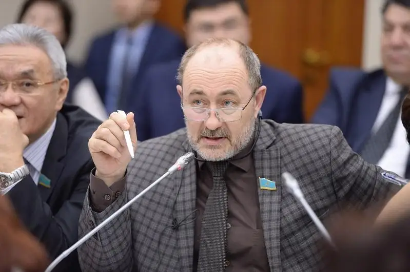 Региональные стандарты поверхностны и ориентируются только на количественные показатели - депутат