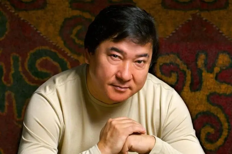 باقىت قايىربەكوۆ «قازاق فيلم» ا ق پرەزيدەنتى قىزمەتىنەن كەتتى