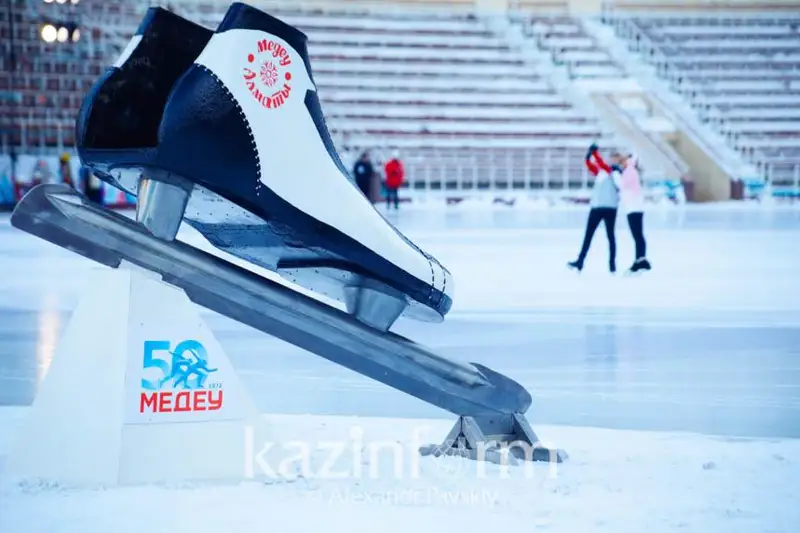 Шоу к 50-летию Медеу: Известная фигуристка исполнила номер под песню Димаша Кудайбергена