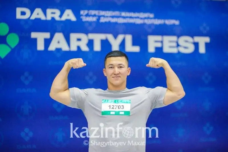 Tartyl Fest - житель Шымкента установил новый рекорд по подтягиванию на турнике