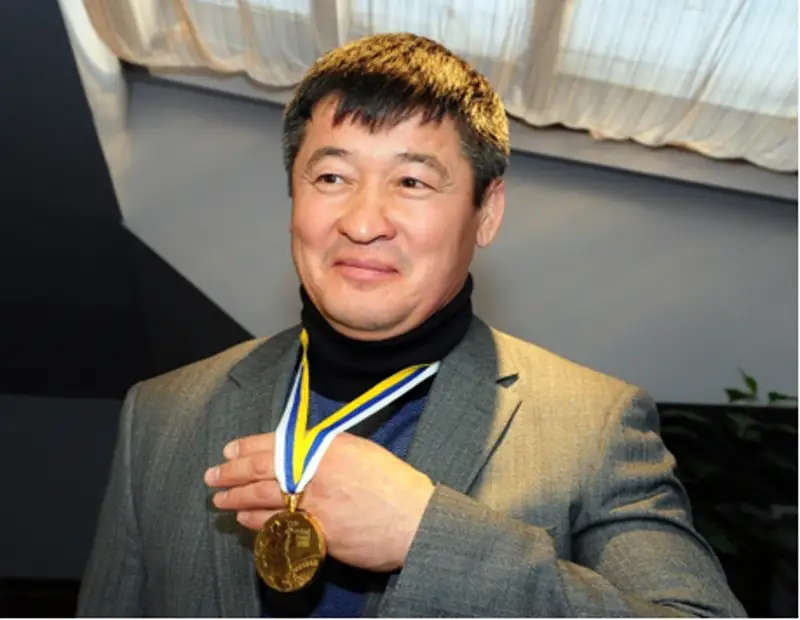 Қазақстандық спортшылардың қайсысы жомарттығымен көзге түсіп жүр?