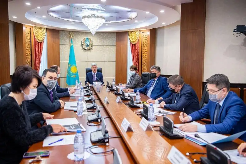 Внедрение цифровой платежной системы обсудили в Сенате