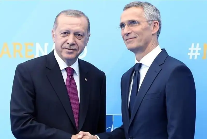 Túrkııa Shvetsııa men Fınlıandııanyń NATO-ǵa kirý máselesin talqylady