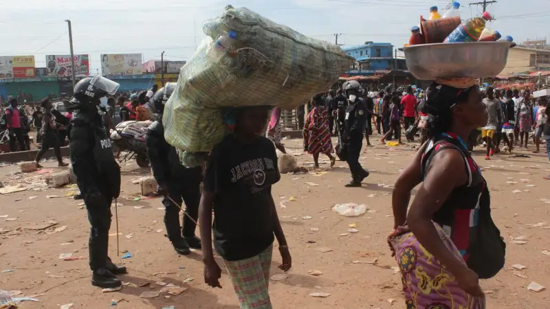 كەدەي ەلدەردىڭ قارىزىن كەشىرۋ ۇسىنىلدى