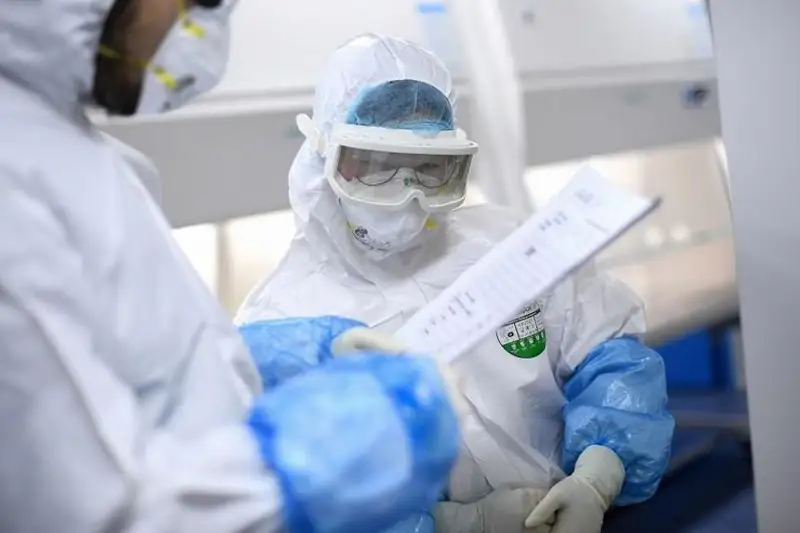 Рост заболеваемости COVID-19 зафиксировали в ряде стран Евросоюза