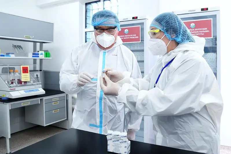 قازاقستاندىق ۆاكسينامەن جاپپاي ەگۋ 2021 - جىلدىڭ ناۋرىز ايىندا باستالادى